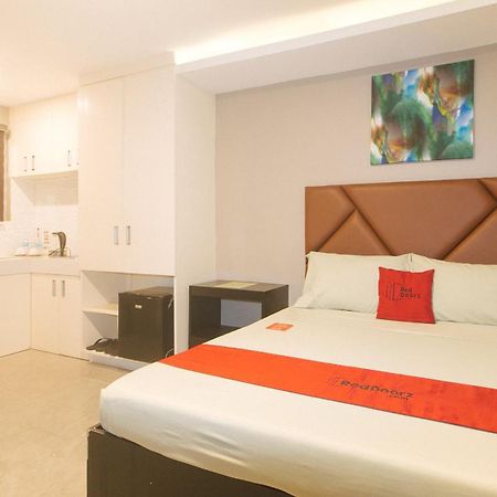 Reddoorz Plus At Seventy Five Inn Near Manila Airport Paranaque City Eksteriør bilde