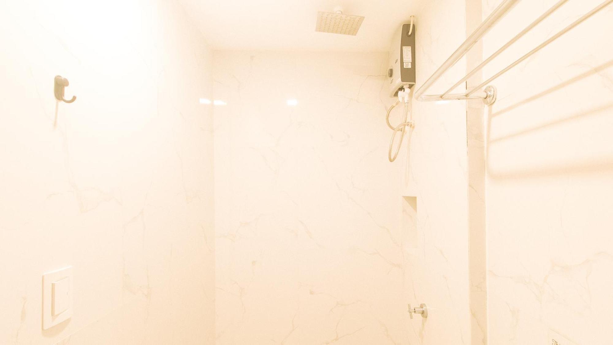 Reddoorz Plus At Seventy Five Inn Near Manila Airport Paranaque City Eksteriør bilde