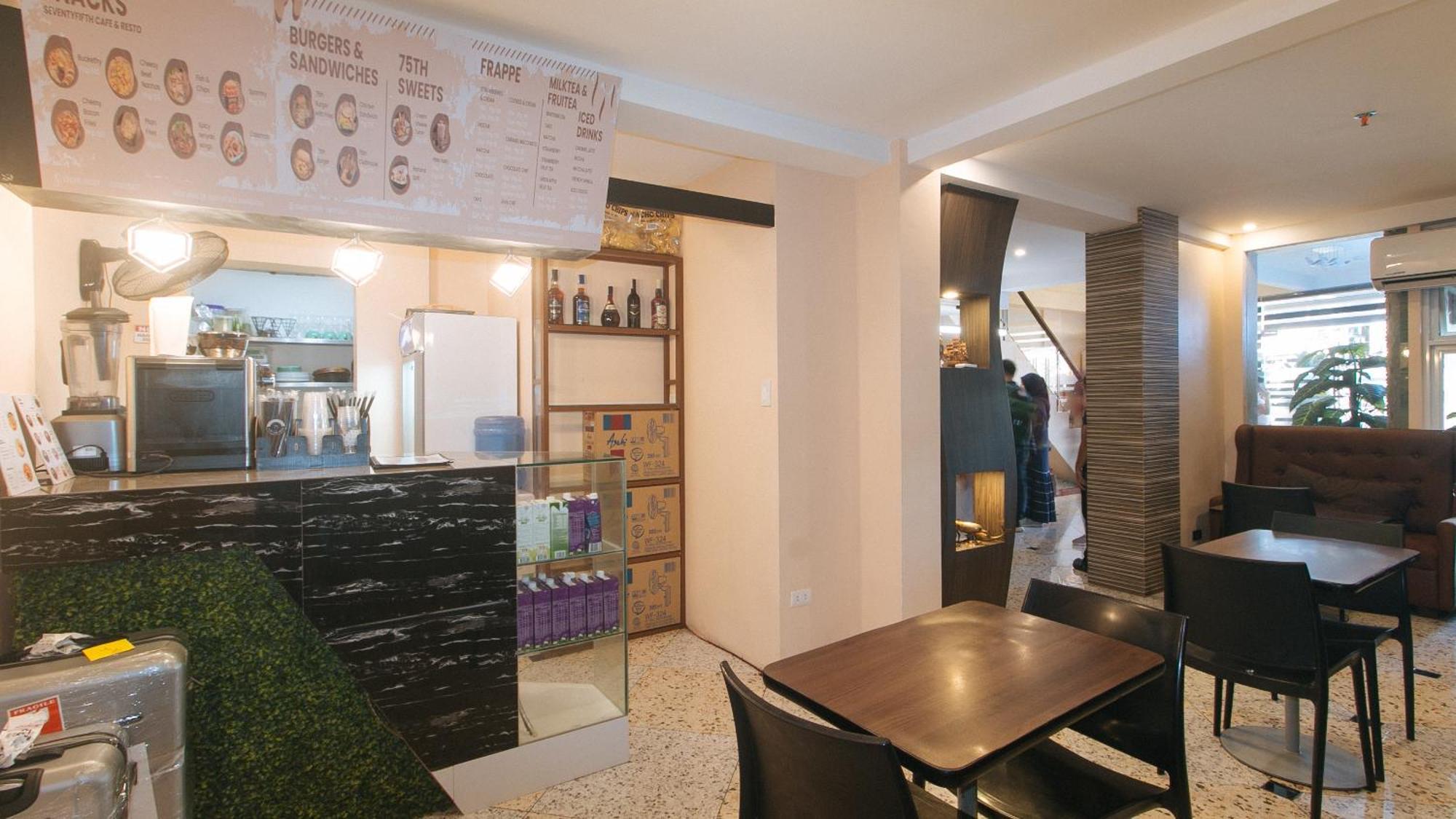 Reddoorz Plus At Seventy Five Inn Near Manila Airport Paranaque City Eksteriør bilde