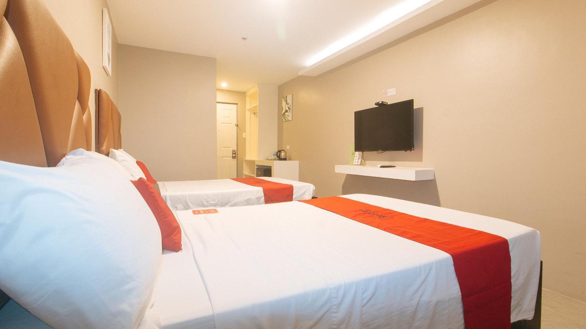 Reddoorz Plus At Seventy Five Inn Near Manila Airport Paranaque City Eksteriør bilde