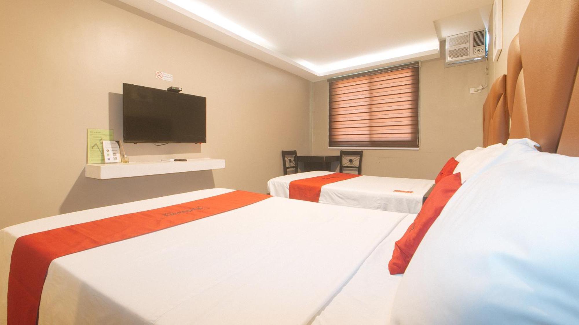 Reddoorz Plus At Seventy Five Inn Near Manila Airport Paranaque City Eksteriør bilde